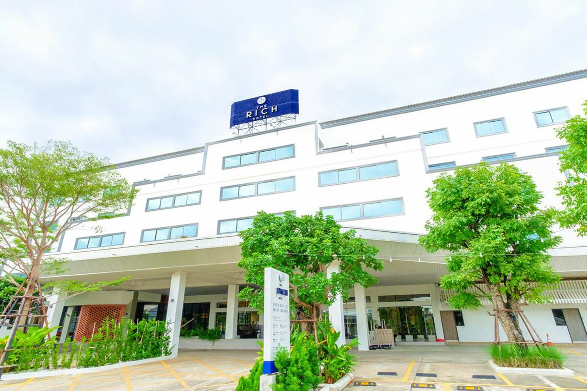 The Rich Hotel Nakhonratchasima